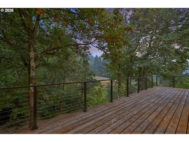 20225 S CENTRAL POINT Rd, Oregon City, OR 97045