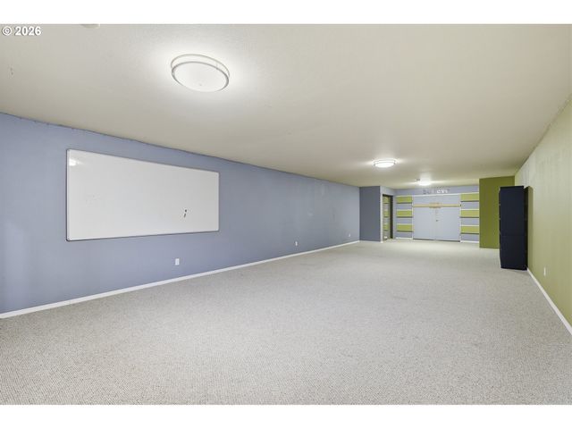 20225 S CENTRAL POINT Rd, Oregon City, OR 97045