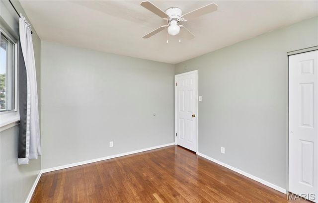 18 White Drive, St Louis, MO 63135