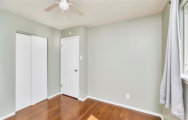 18 White Drive, St Louis, MO 63135