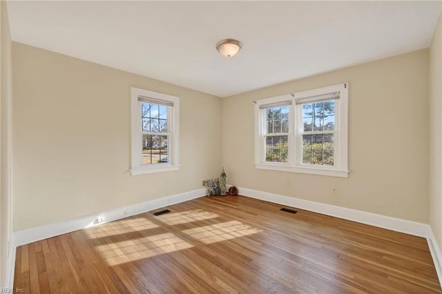 150 Bayview W BLVD, Norfolk, VA 23503