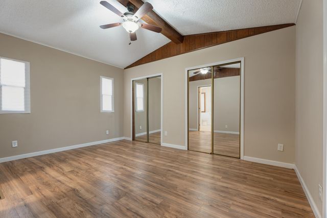 24581 S 613 Road, Grove, OK 74344