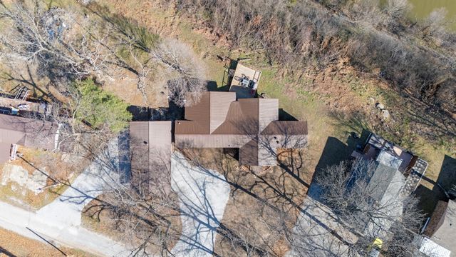 24581 S 613 Road, Grove, OK 74344