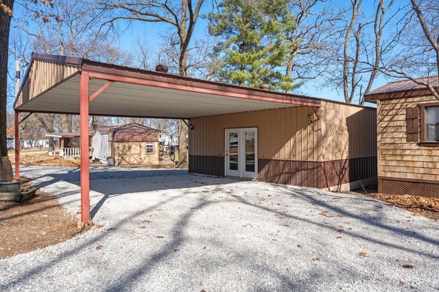 24581 S 613 Road, Grove, OK 74344