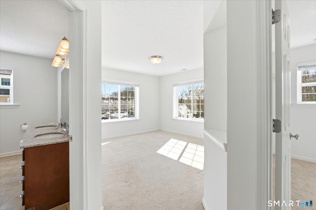 42 Lexie Lane 42, South Windsor, CT 06074