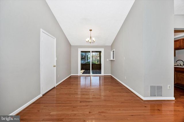 221 DIAMOND DR, Walkersville, MD 21793
