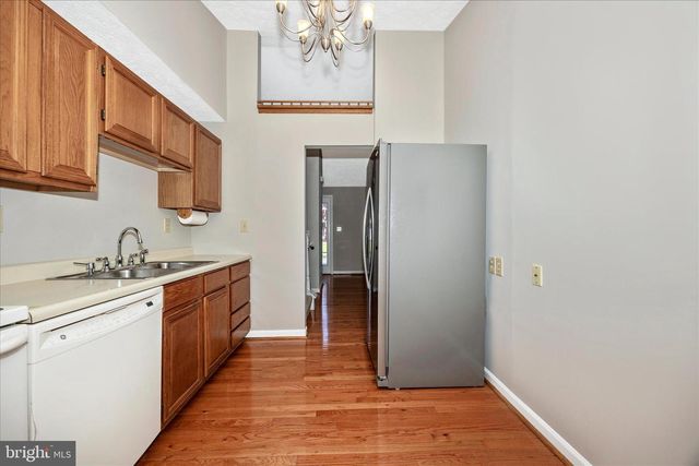 221 DIAMOND DR, Walkersville, MD 21793