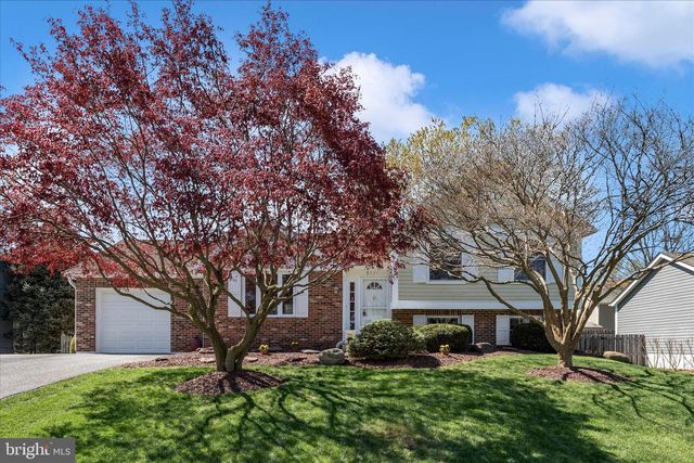 221 DIAMOND DR, Walkersville, MD 21793