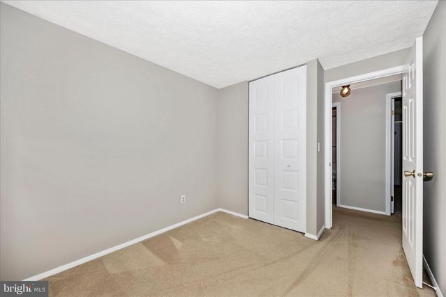 221 DIAMOND DR, Walkersville, MD 21793