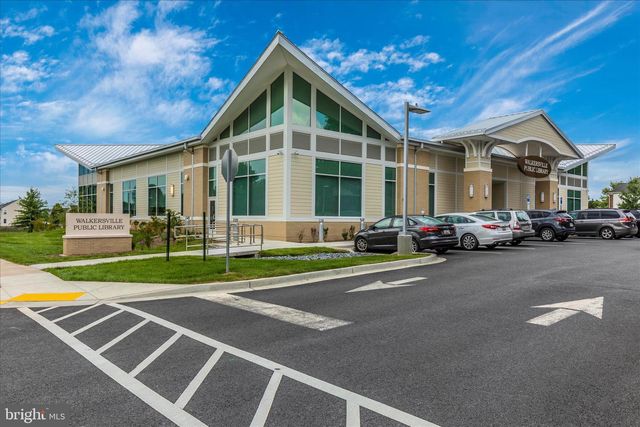 221 DIAMOND DR, Walkersville, MD 21793