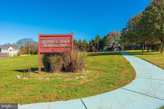 221 DIAMOND DR, Walkersville, MD 21793