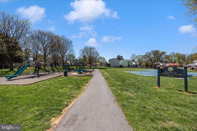 221 DIAMOND DR, Walkersville, MD 21793