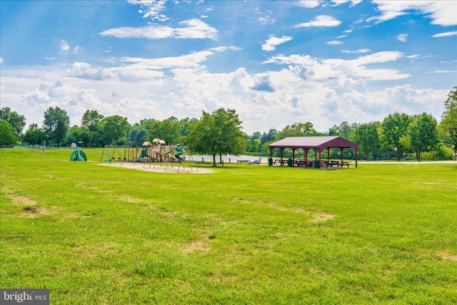 221 DIAMOND DR, Walkersville, MD 21793
