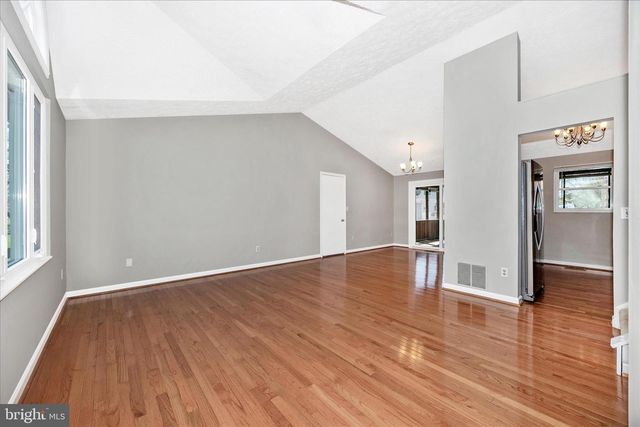 221 DIAMOND DR, Walkersville, MD 21793