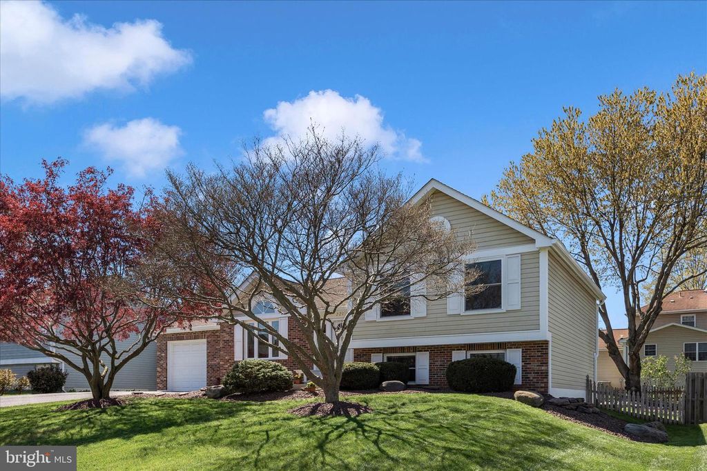 221 DIAMOND DR, Walkersville, MD 21793