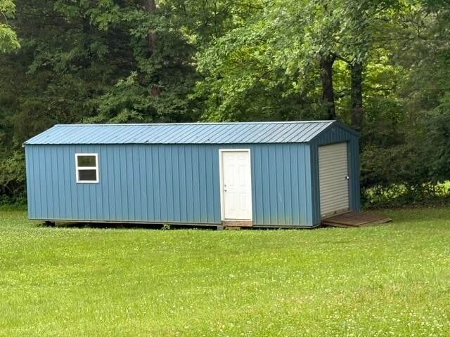 844 Grove Road, Benton, TN 37307
