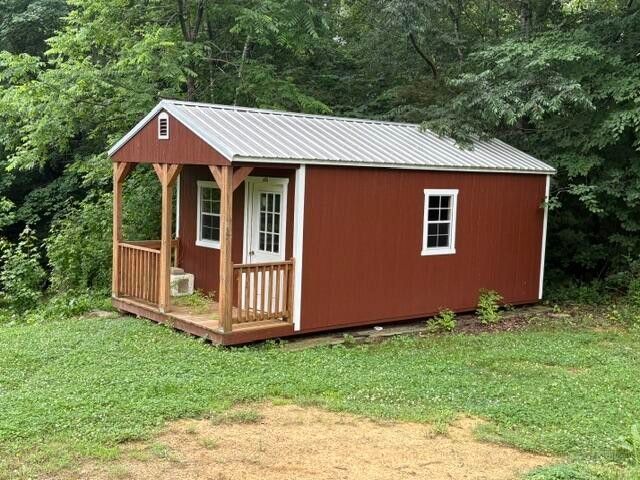 844 Grove Road, Benton, TN 37307