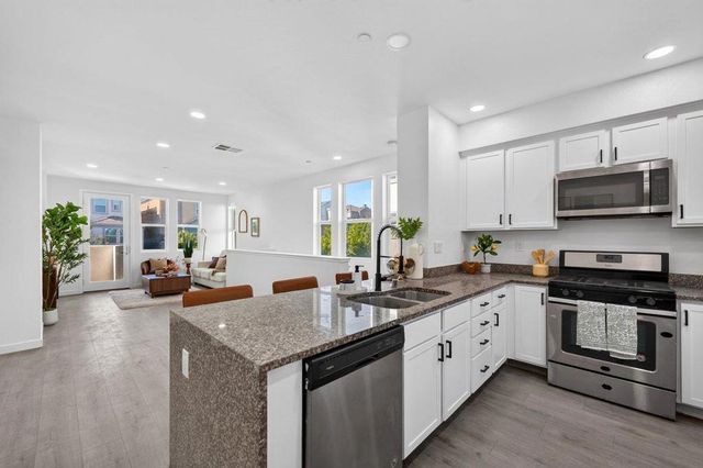 802 Garden Street, Milpitas, CA 95035