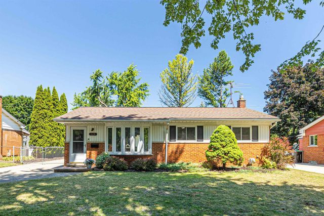 529 Rewold Drive, Rochester, MI 48307