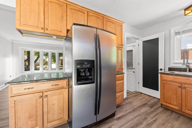 529 Rewold Drive, Rochester, MI 48307