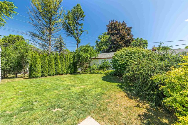 529 Rewold Drive, Rochester, MI 48307