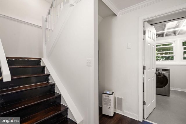 13321 HOUND RUN DR, Fairfax, VA 22033