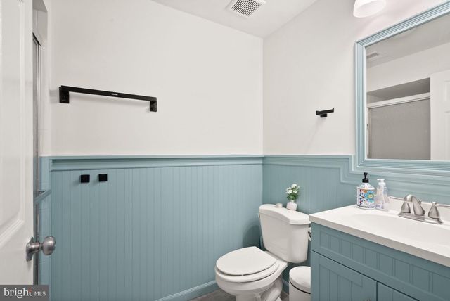 13321 HOUND RUN DR, Fairfax, VA 22033