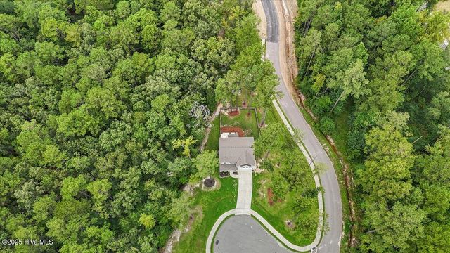 400 Everest Court, Aberdeen, NC 28315