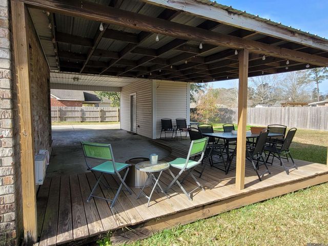 14329 Madison Oaks Blvd, Walker, LA 70785
