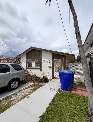 3405 SW 24th St, Miami, FL 33145