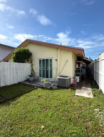 3405 SW 24th St, Miami, FL 33145