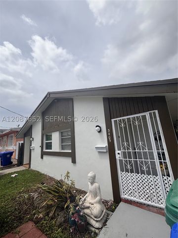 3405 SW 24th St, Miami, FL 33145