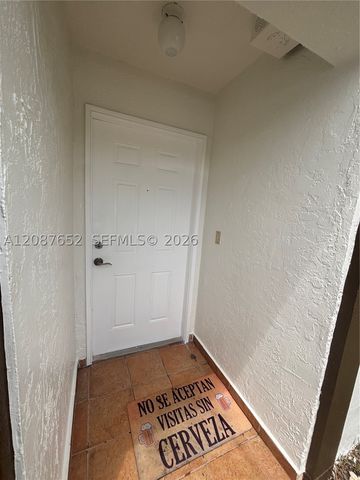 3405 SW 24th St, Miami, FL 33145