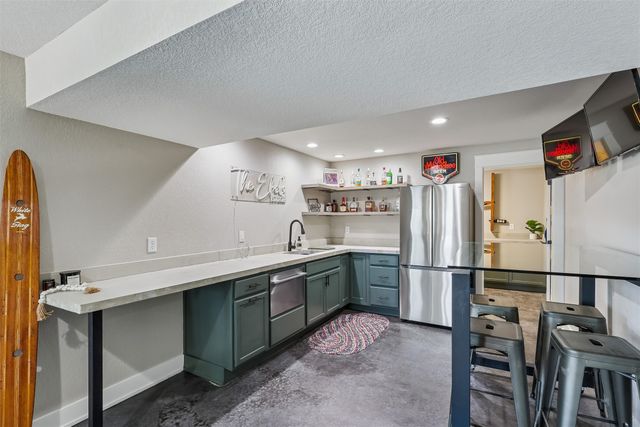 2835 Crescent Ridge Drive, Waukee, IA 50263