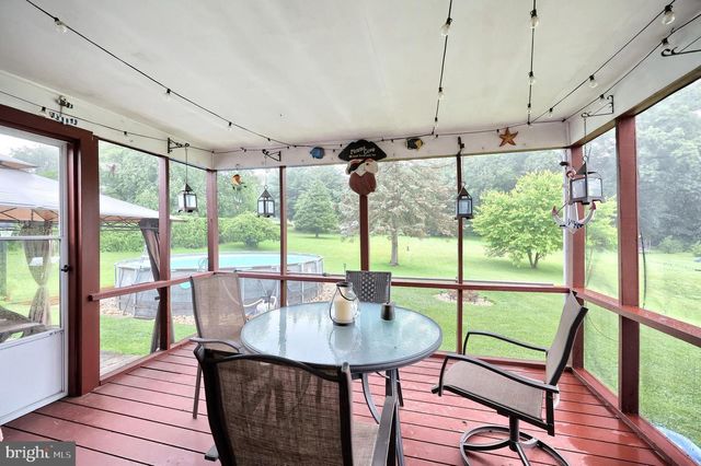 1614 SEVEN VALLEYS RD, York, PA 17408