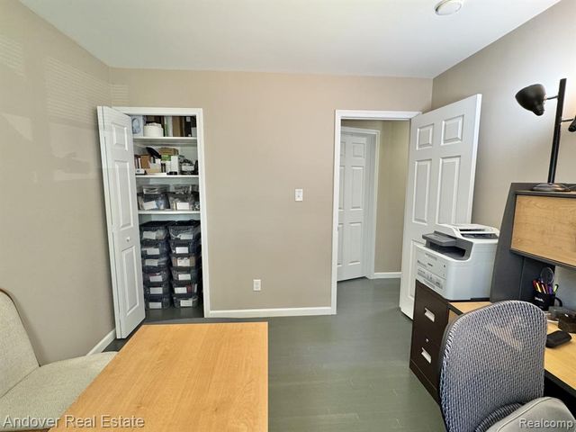 14194 Park Street, Livonia, MI 48154