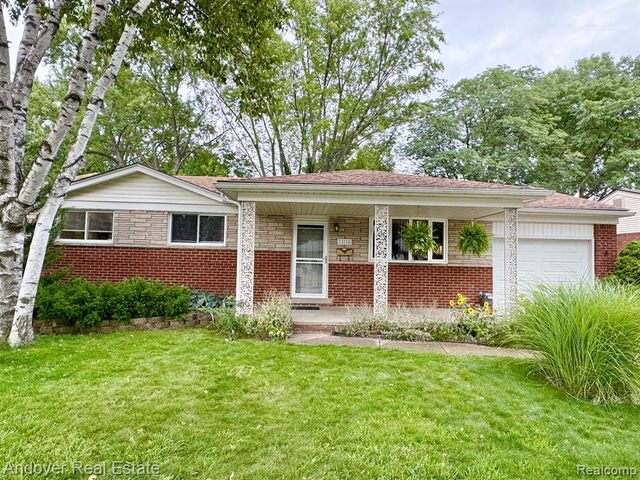 14194 Park Street, Livonia, MI 48154