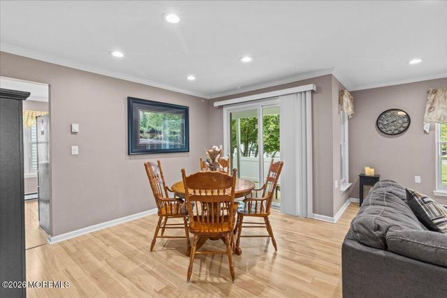 917A Liverpool Circle, Manchester, NJ 08759