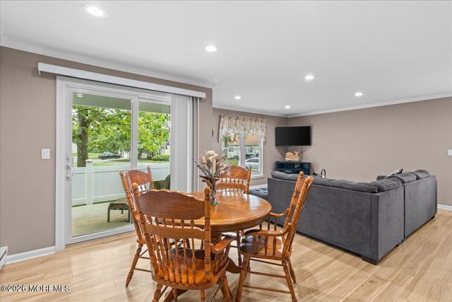 917A Liverpool Circle, Manchester, NJ 08759