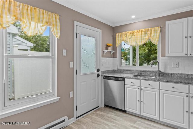 917A Liverpool Circle, Manchester, NJ 08759