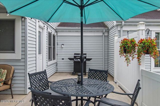 917A Liverpool Circle, Manchester, NJ 08759