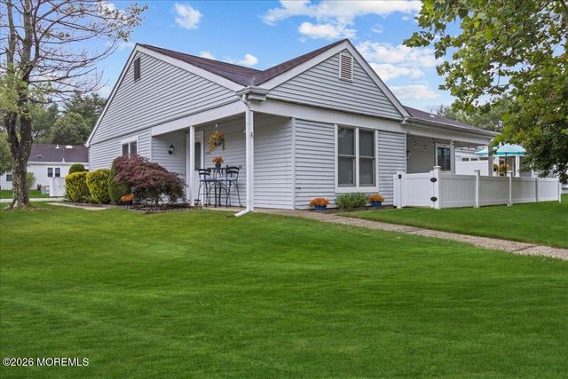 917A Liverpool Circle, Manchester, NJ 08759