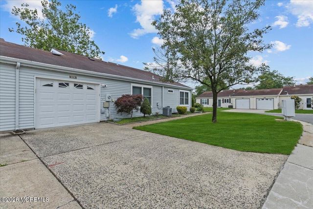 917A Liverpool Circle, Manchester, NJ 08759
