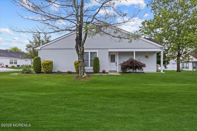 917A Liverpool Circle, Manchester, NJ 08759