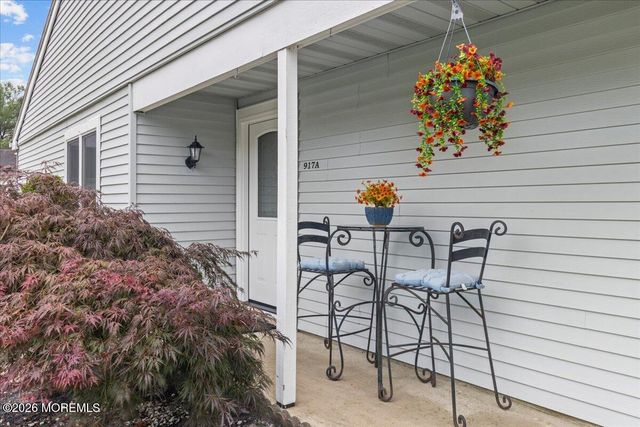 917A Liverpool Circle, Manchester, NJ 08759
