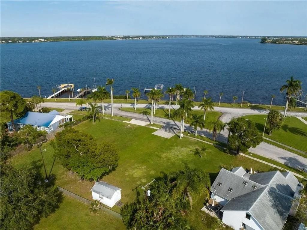 2520 RIVERSIDE DRIVE E, BRADENTON, FL 34208 — photo 5