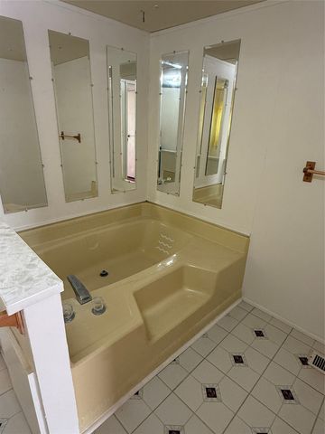 112 S Franklin Avenue, Aspermont, TX 79502