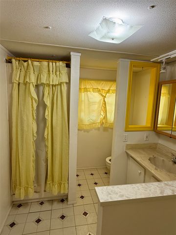 112 S Franklin Avenue, Aspermont, TX 79502