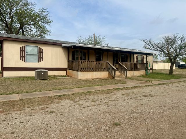 112 S Franklin Avenue, Aspermont, TX 79502