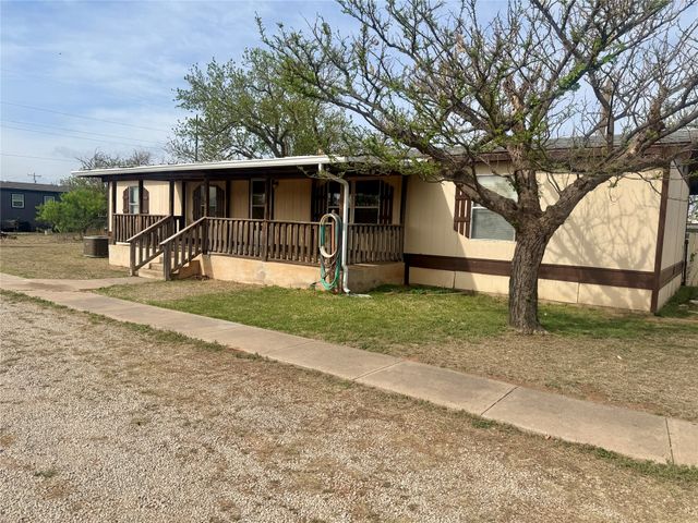 112 S Franklin Avenue, Aspermont, TX 79502
